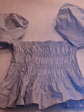 ASTR The Label Light Blue Smocked Puff Sleeve Peplum‎ Top Large
